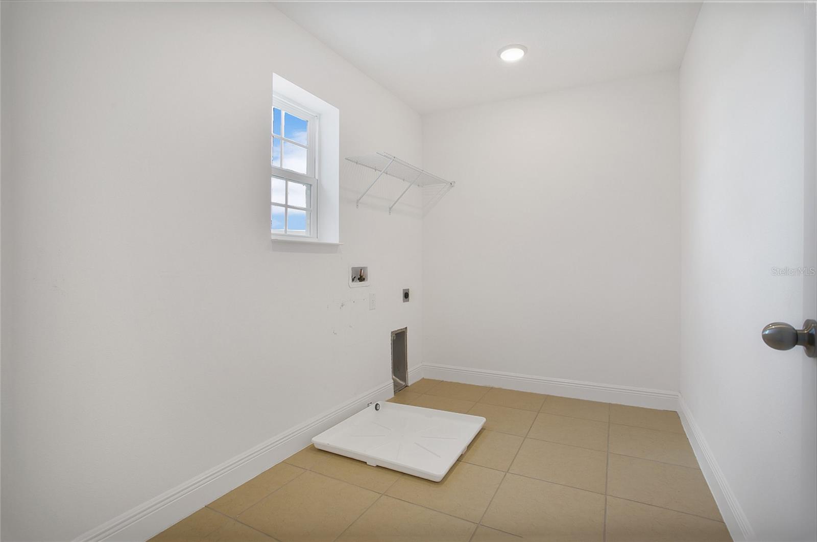 Image 38 of 63 For 4944 Olivia Court