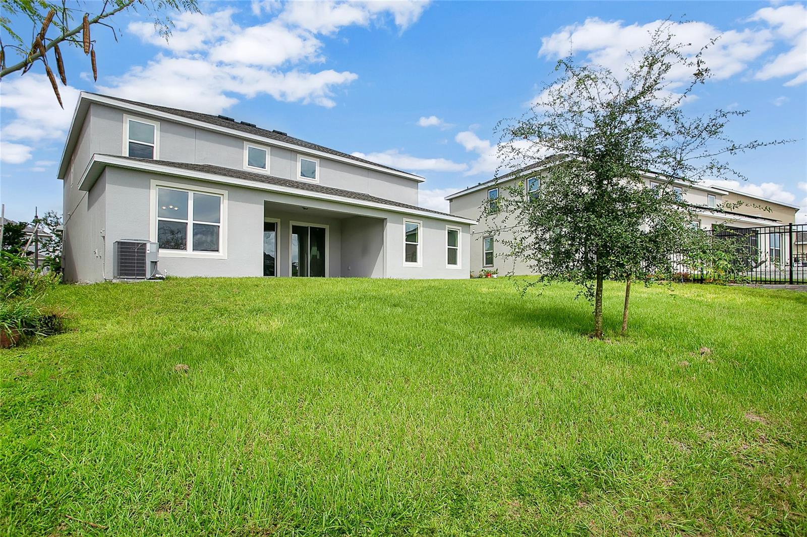 Image 42 of 63 For 4944 Olivia Court
