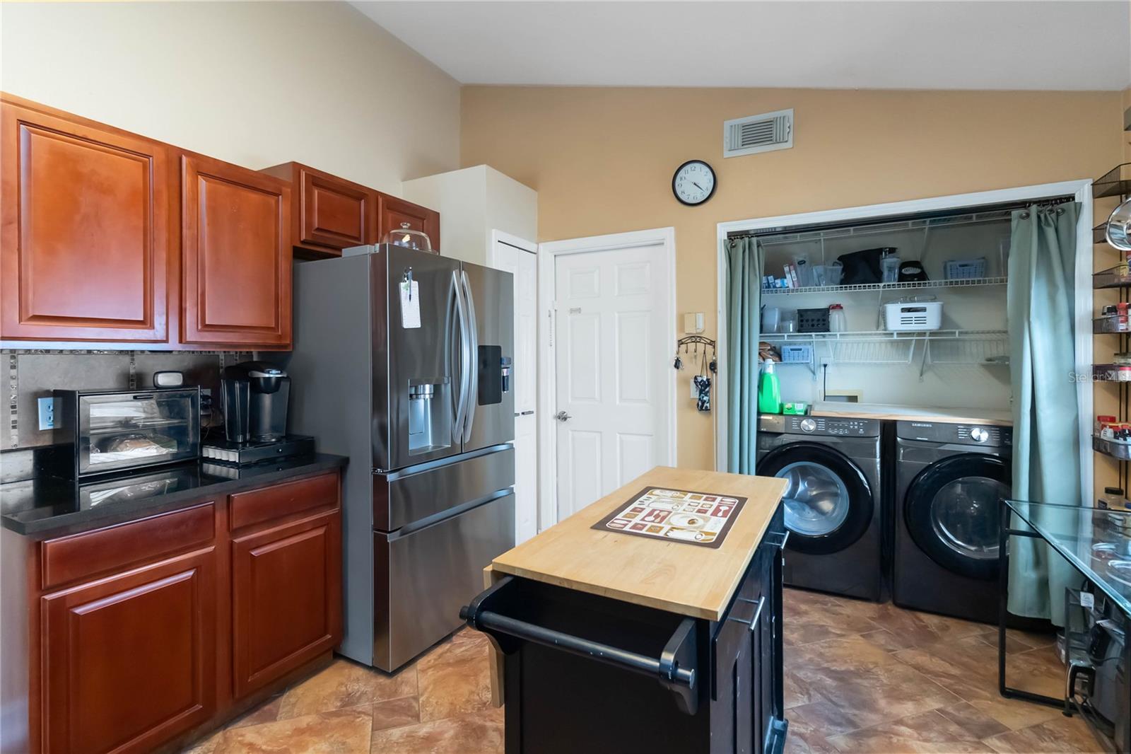 Image 10 of 41 For 2975 Sabel Oak Place