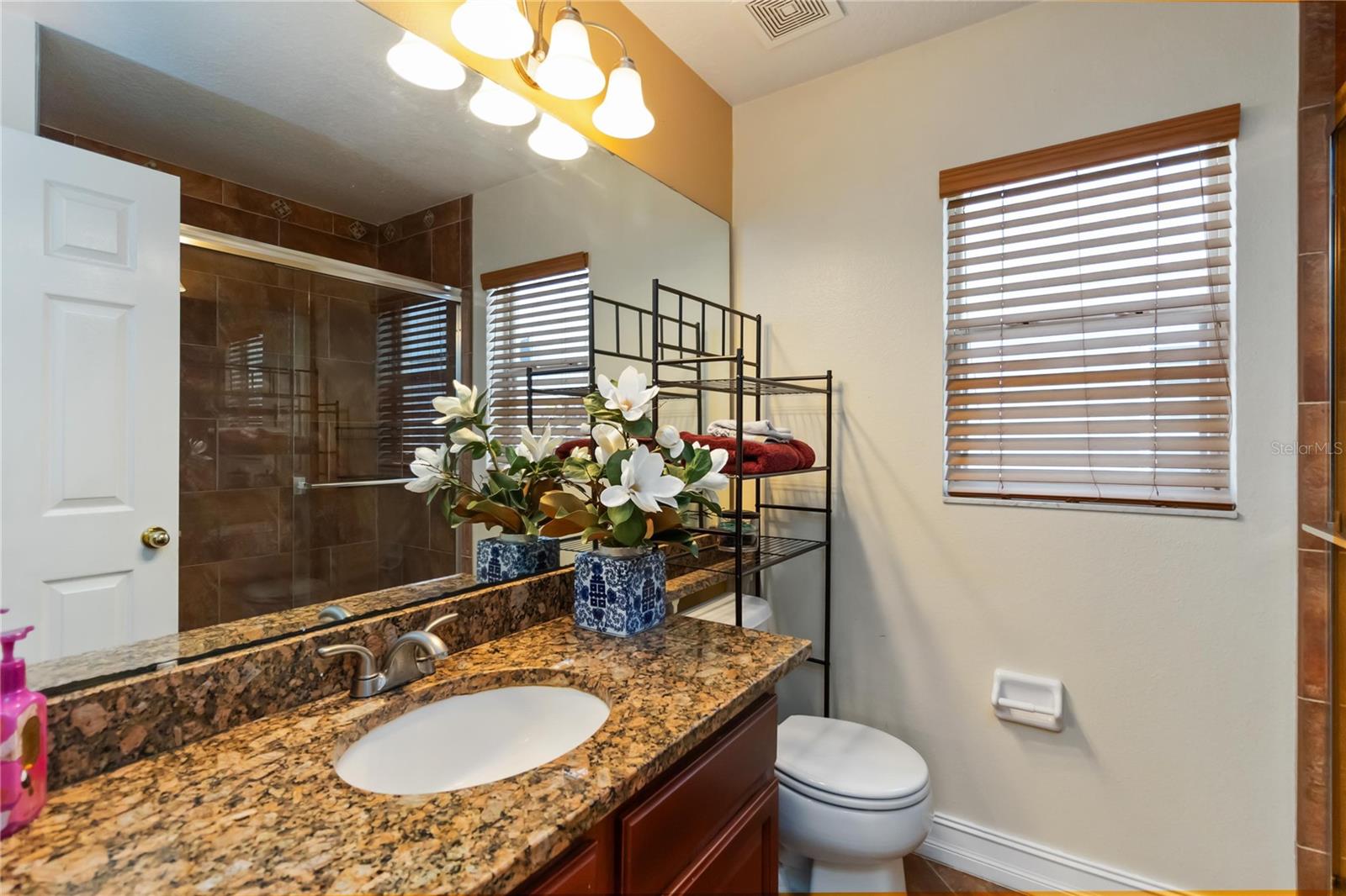 Image 20 of 41 For 2975 Sabel Oak Place