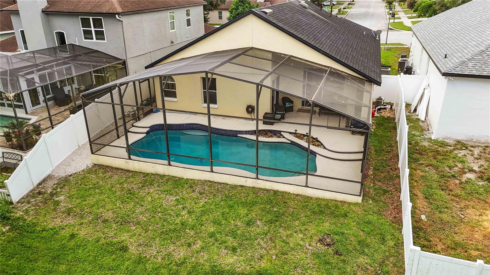 Image 32 of 41 For 2975 Sabel Oak Place
