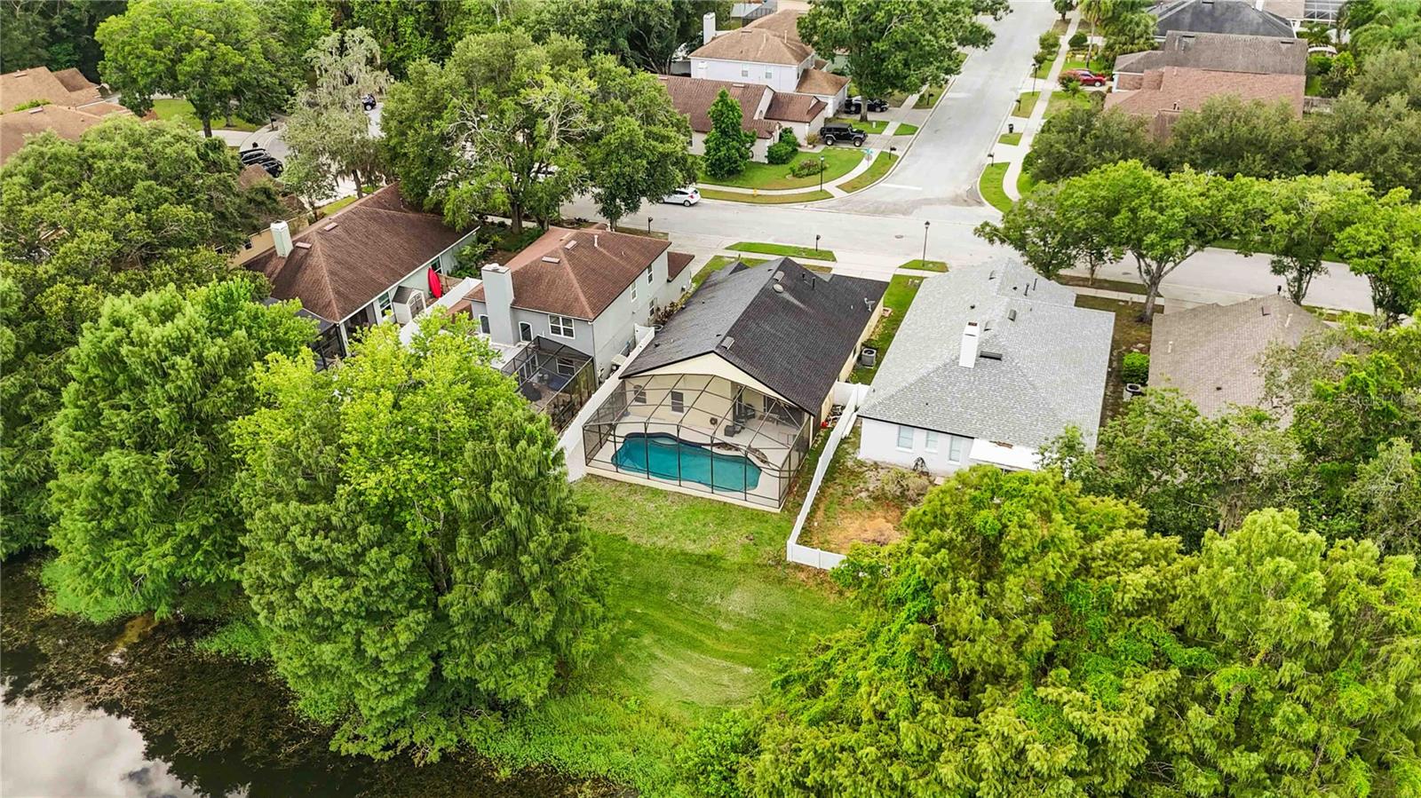 Image 33 of 41 For 2975 Sabel Oak Place