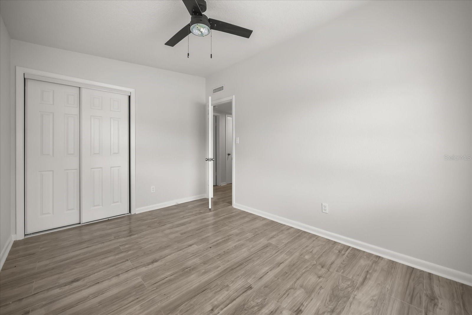 Image 15 of 27 For 1849 Viburnum Lane
