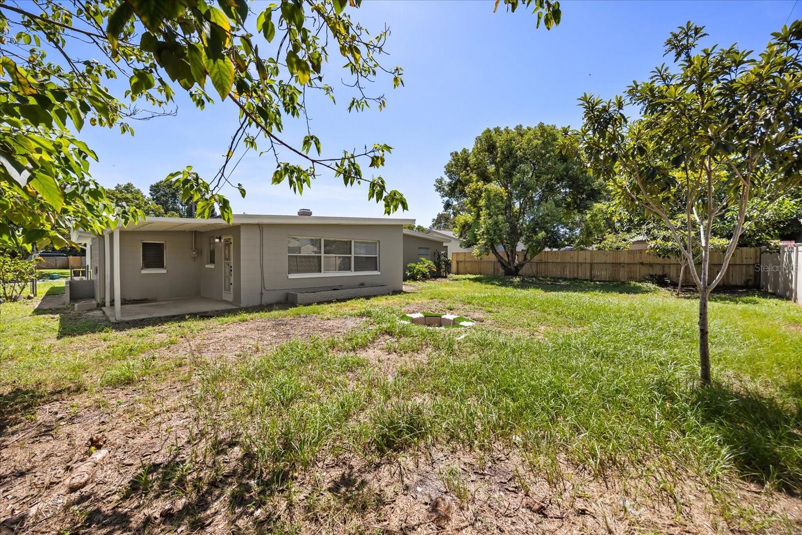 Image 21 of 27 For 1849 Viburnum Lane