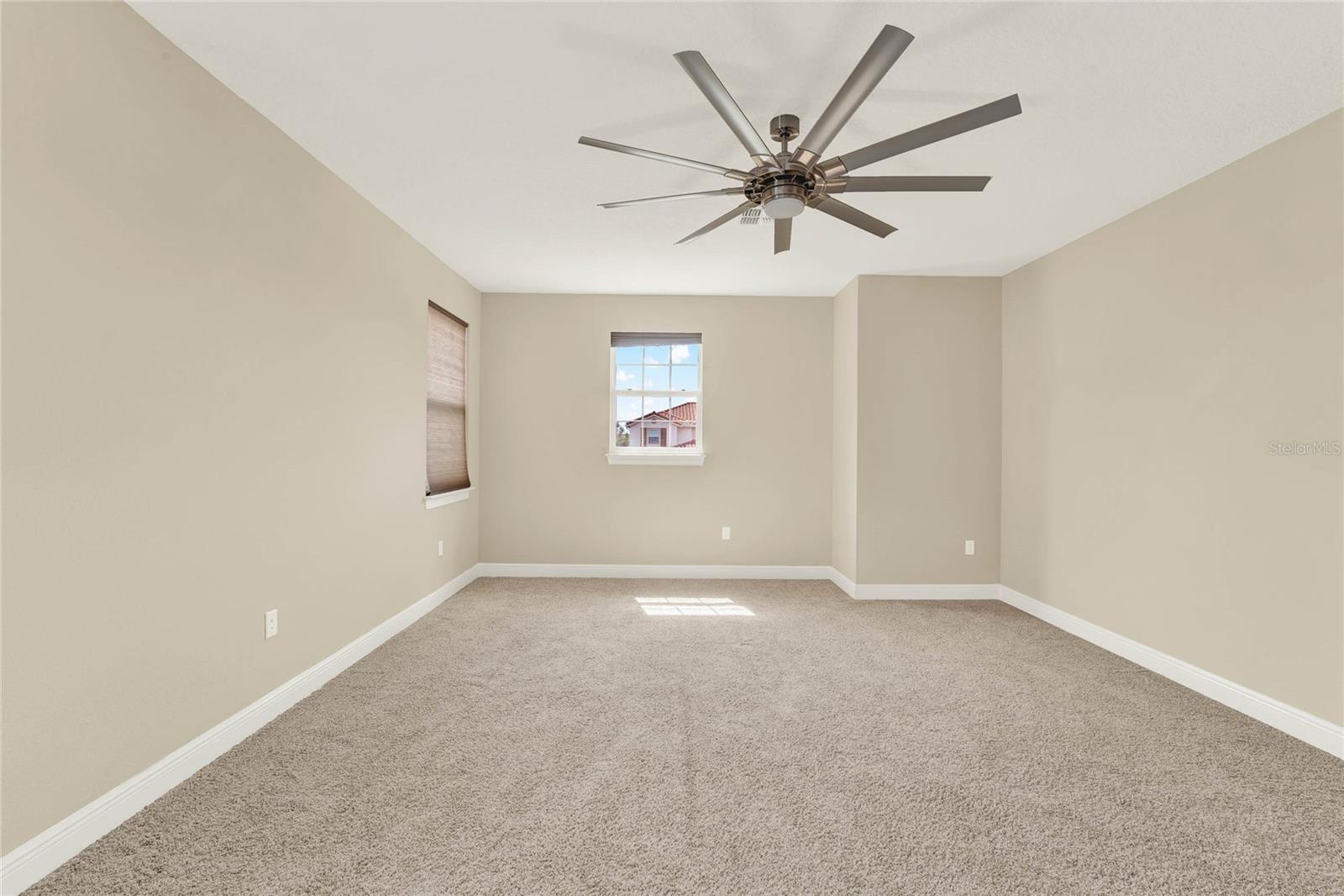 Image 12 of 40 For 10282 Henbury Street