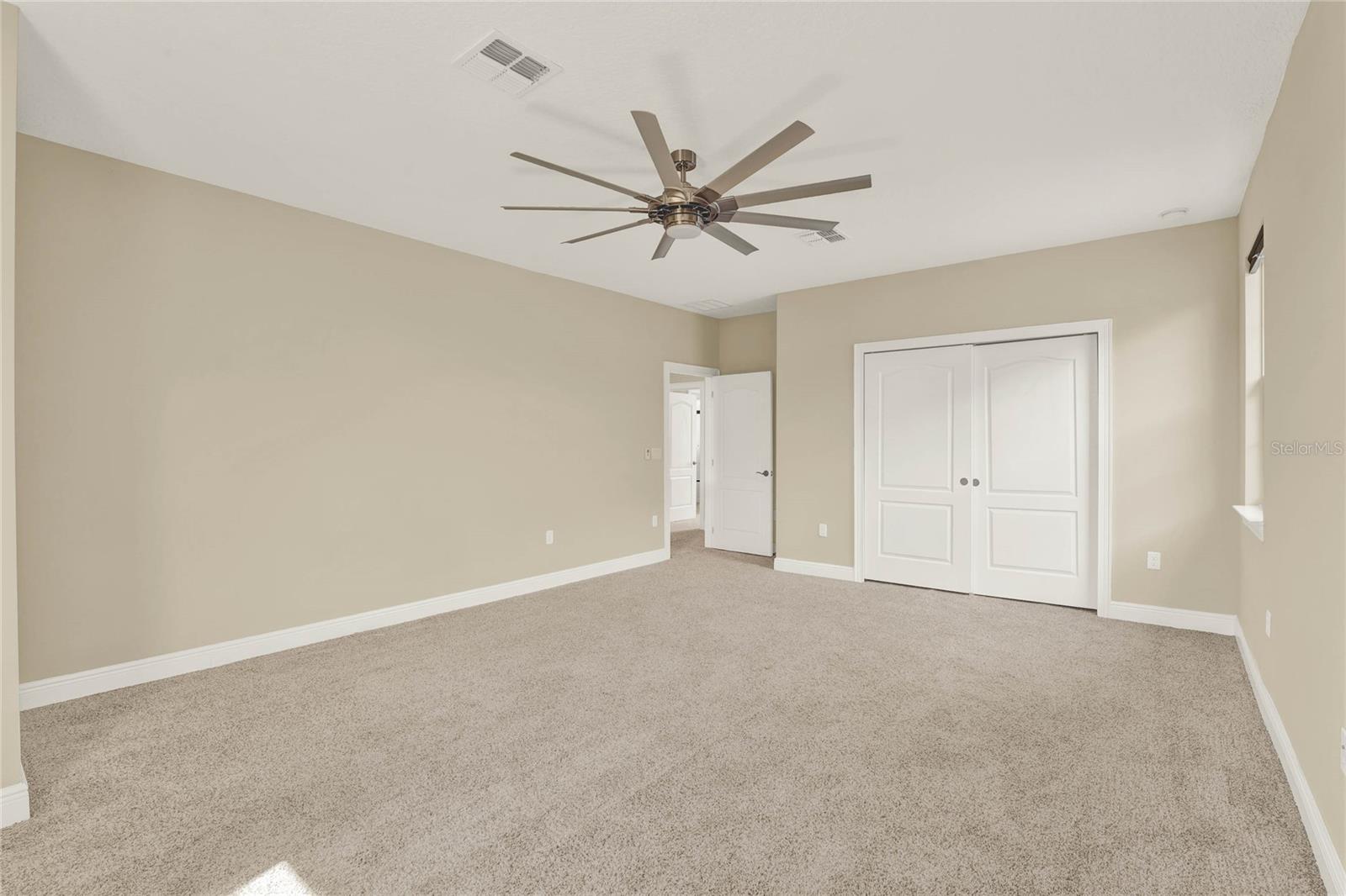 Image 13 of 40 For 10282 Henbury Street