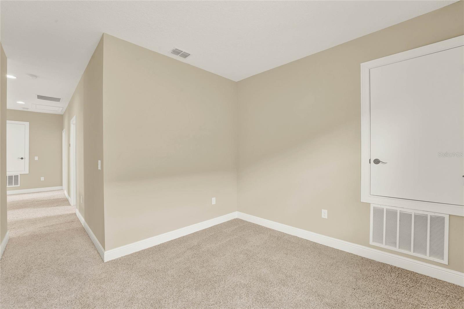 Image 15 of 40 For 10282 Henbury Street