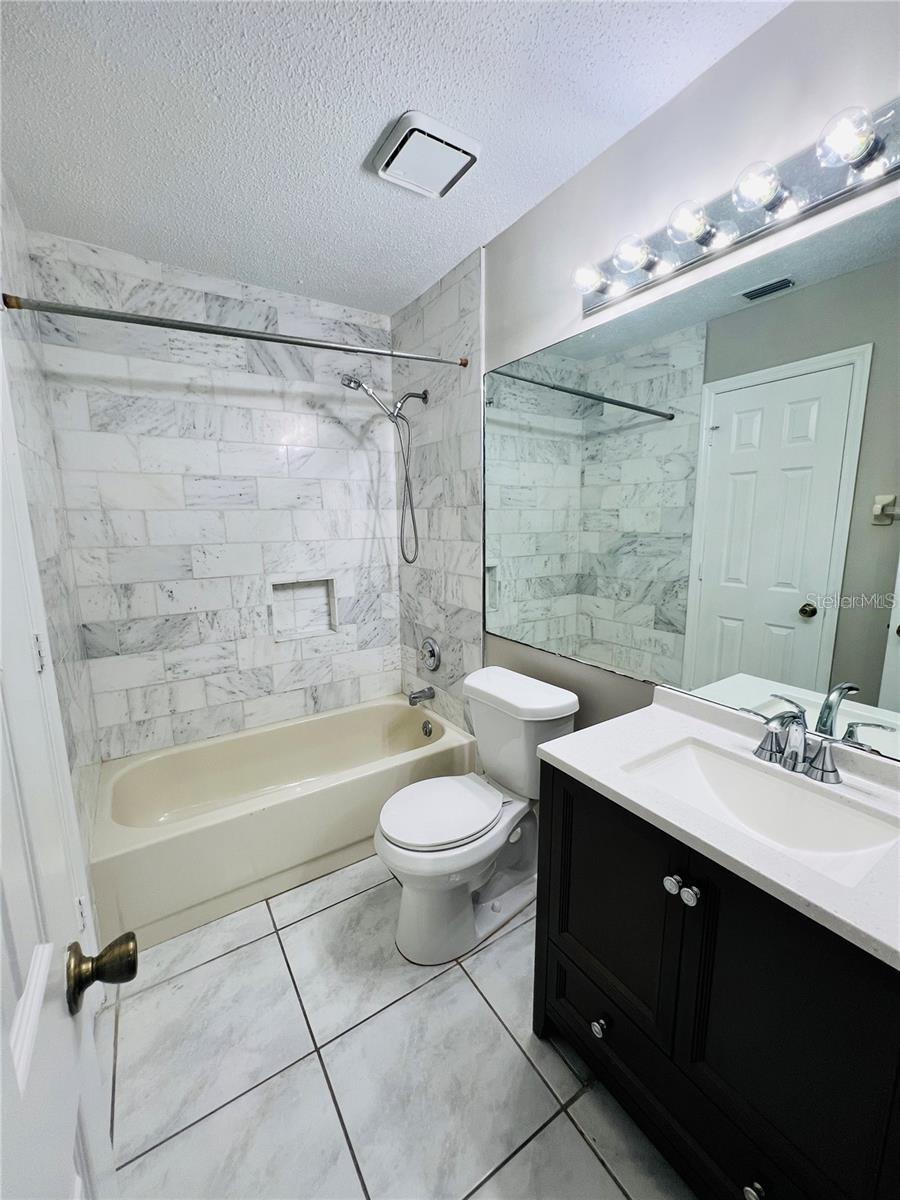 Image 13 of 25 For 951 Bird Bay Court 101