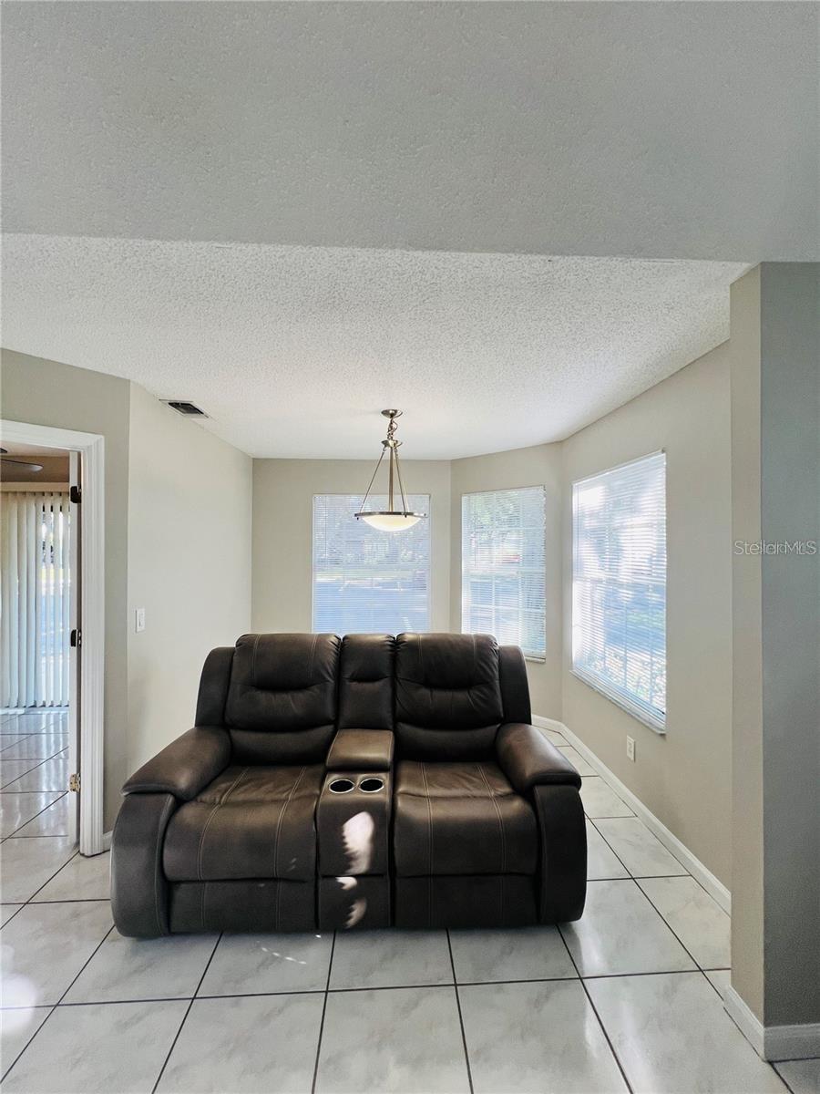 Image 6 of 25 For 951 Bird Bay Court 101