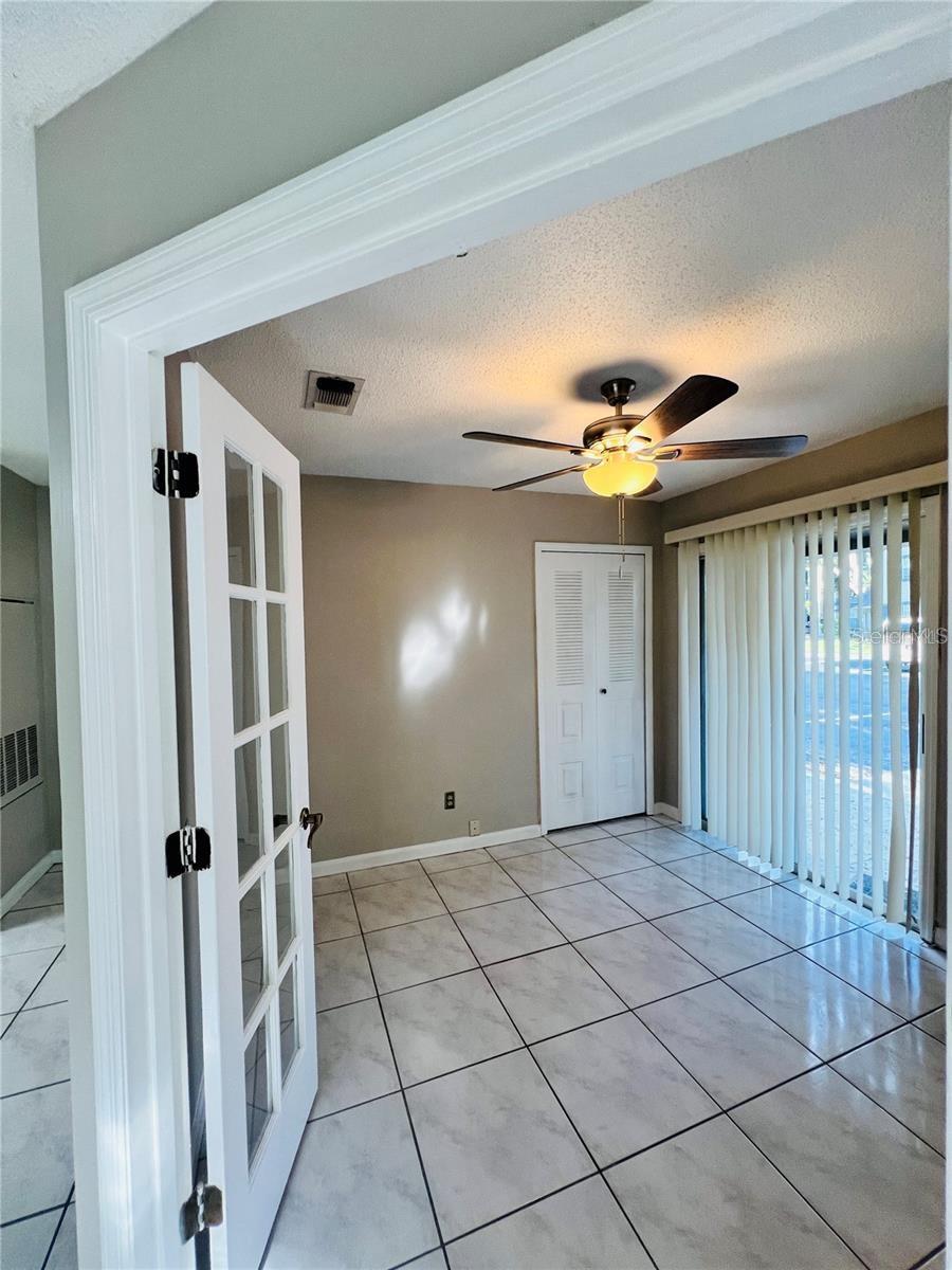 Image 8 of 25 For 951 Bird Bay Court 101