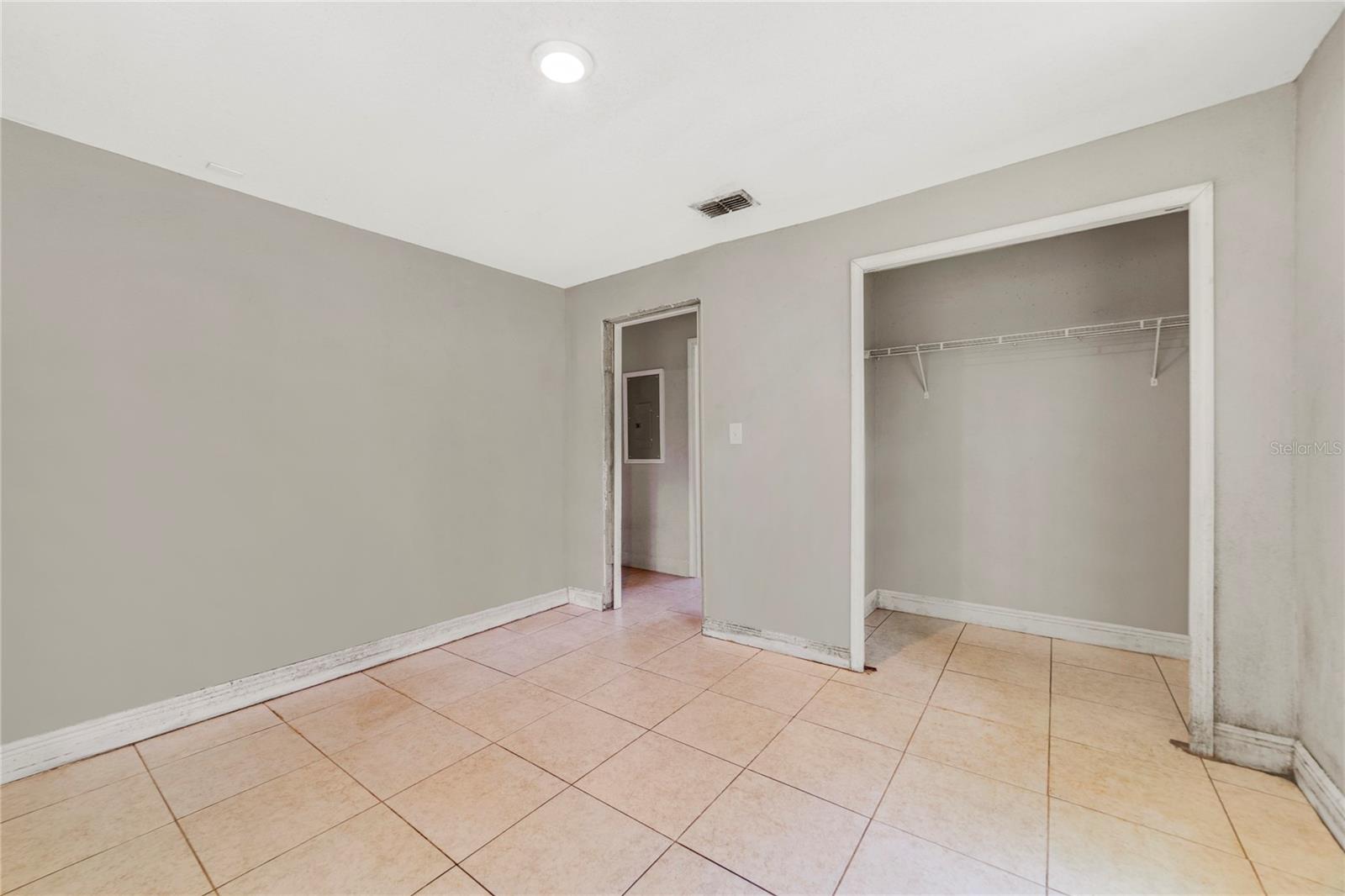 Image 16 of 21 For 710 Alfred Street