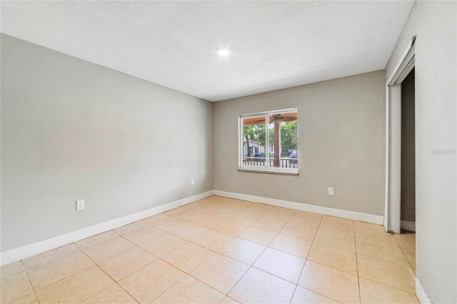 Image 17 of 21 For 710 Alfred Street