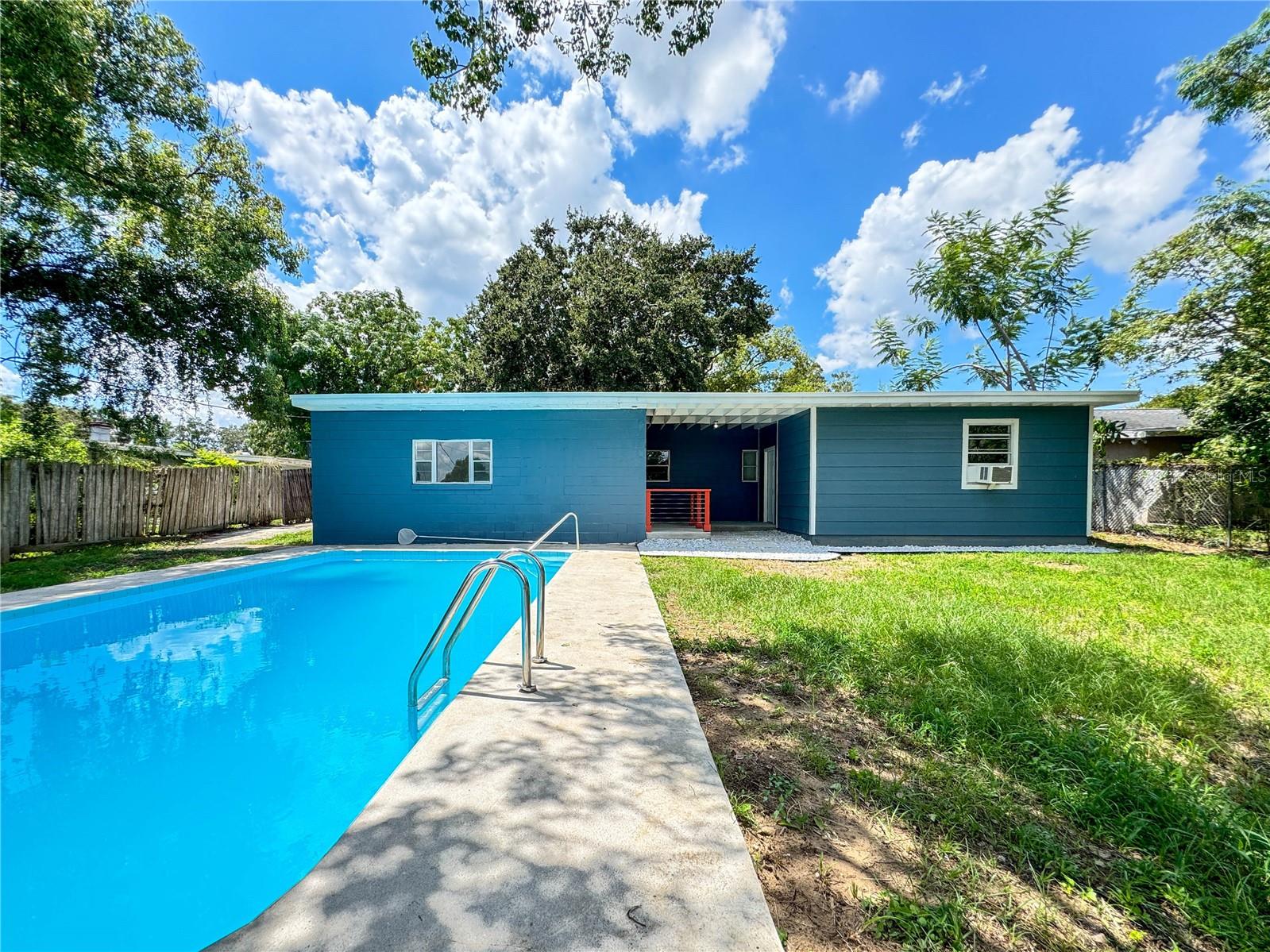 Image 43 of 53 For 2511 Sandy Lane