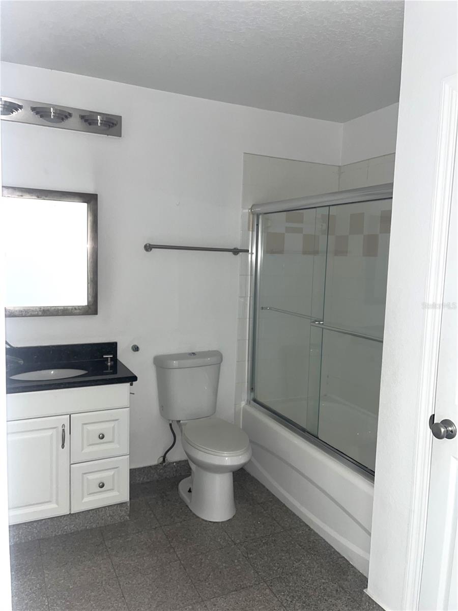 Image 9 of 14 For 6524 Swissco Drive 1027