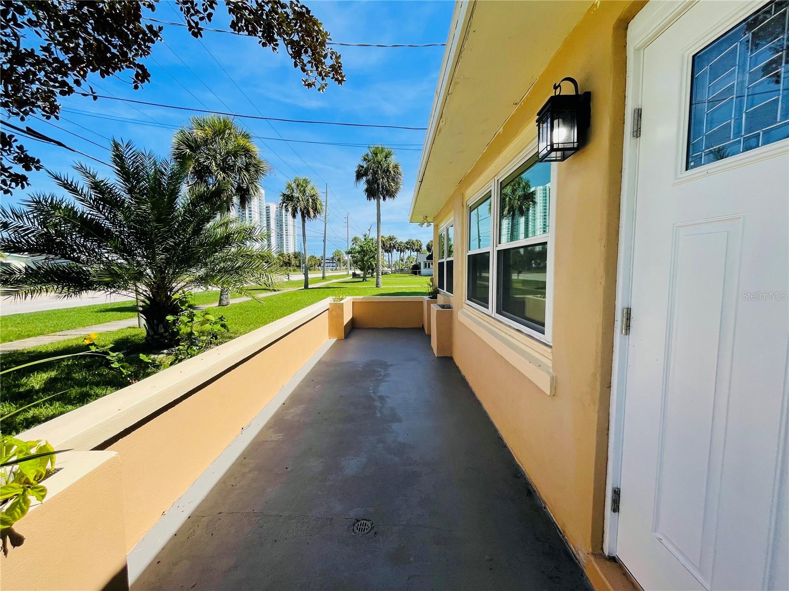 Image 11 of 50 For 344 Riverside Drive