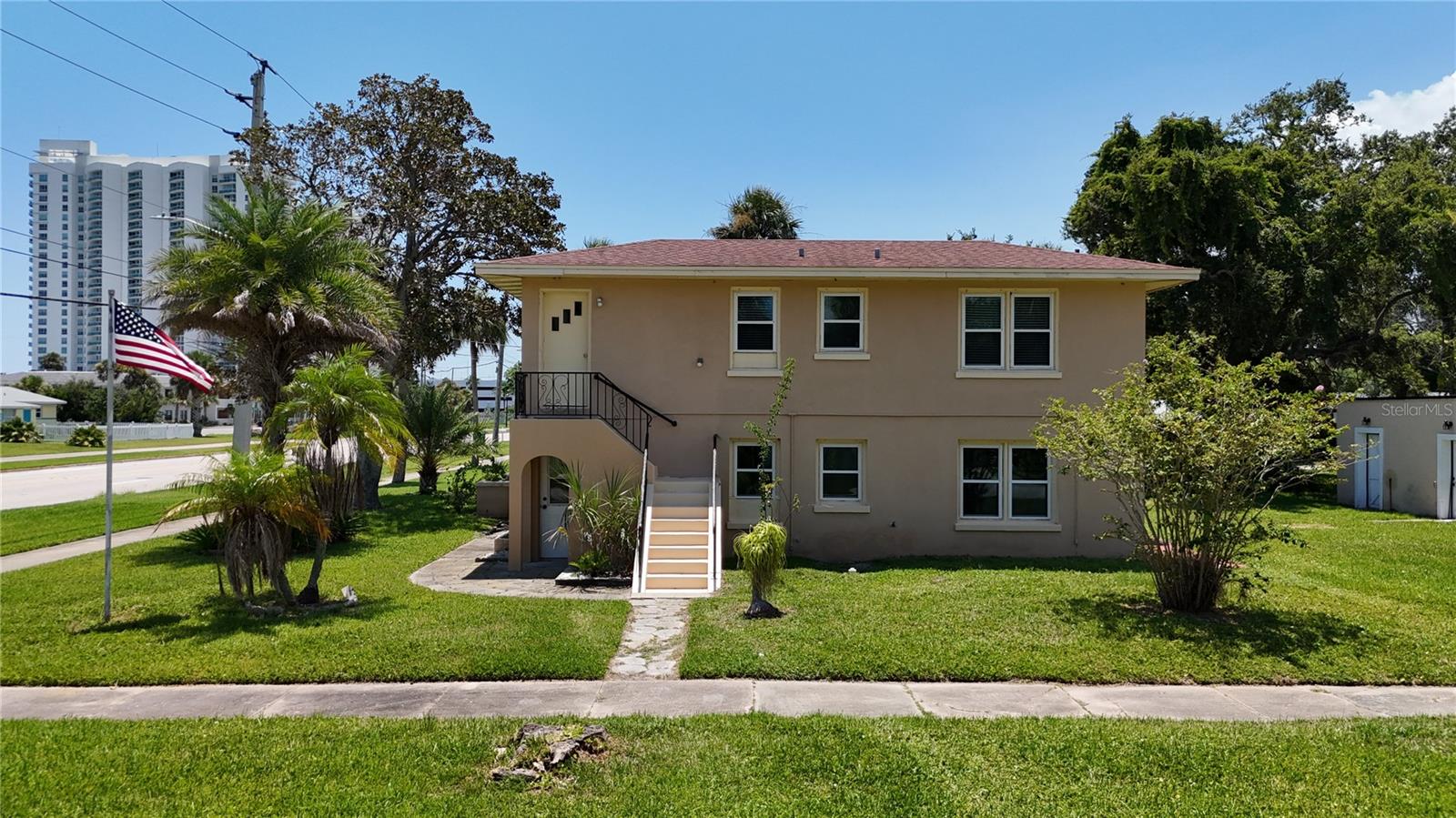 Image 6 of 10 For 344 Riverside Drive