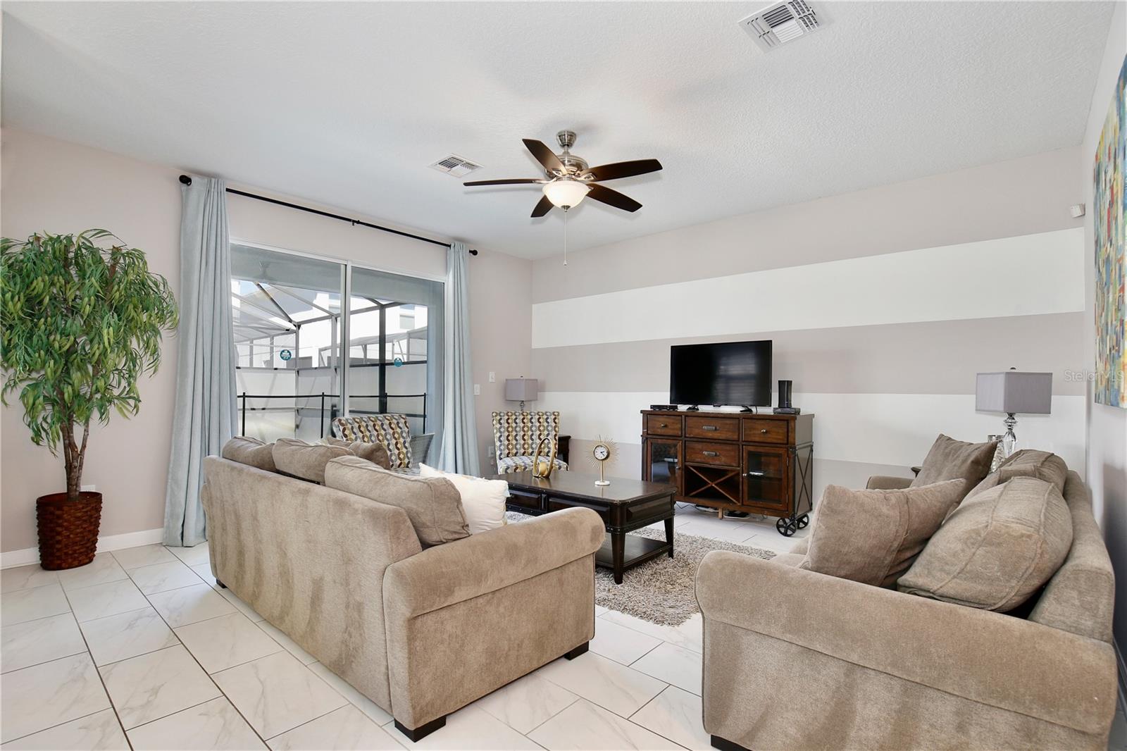 Image 15 of 60 For 4806 Kings Castle Circle