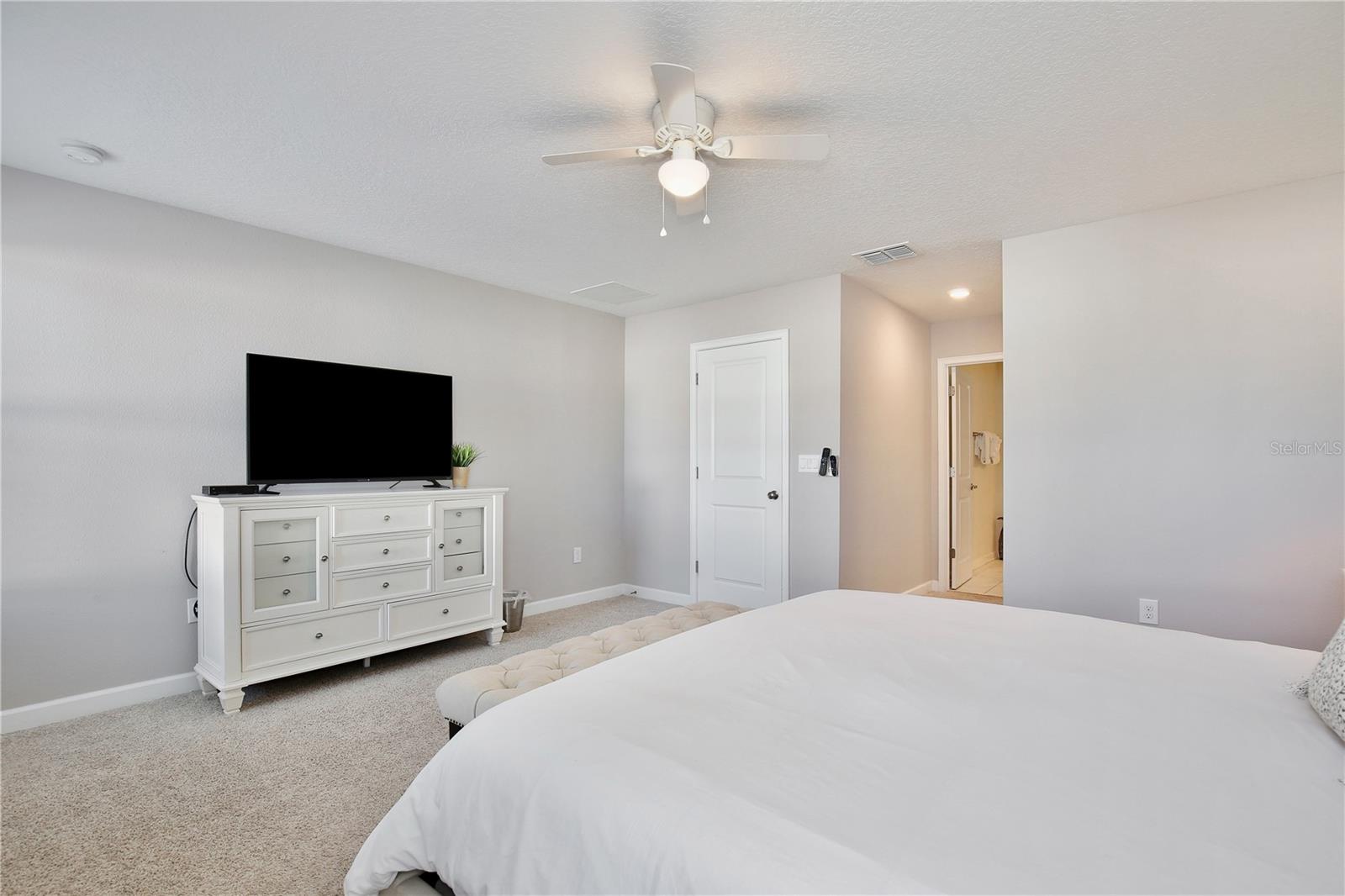 Image 34 of 60 For 4806 Kings Castle Circle