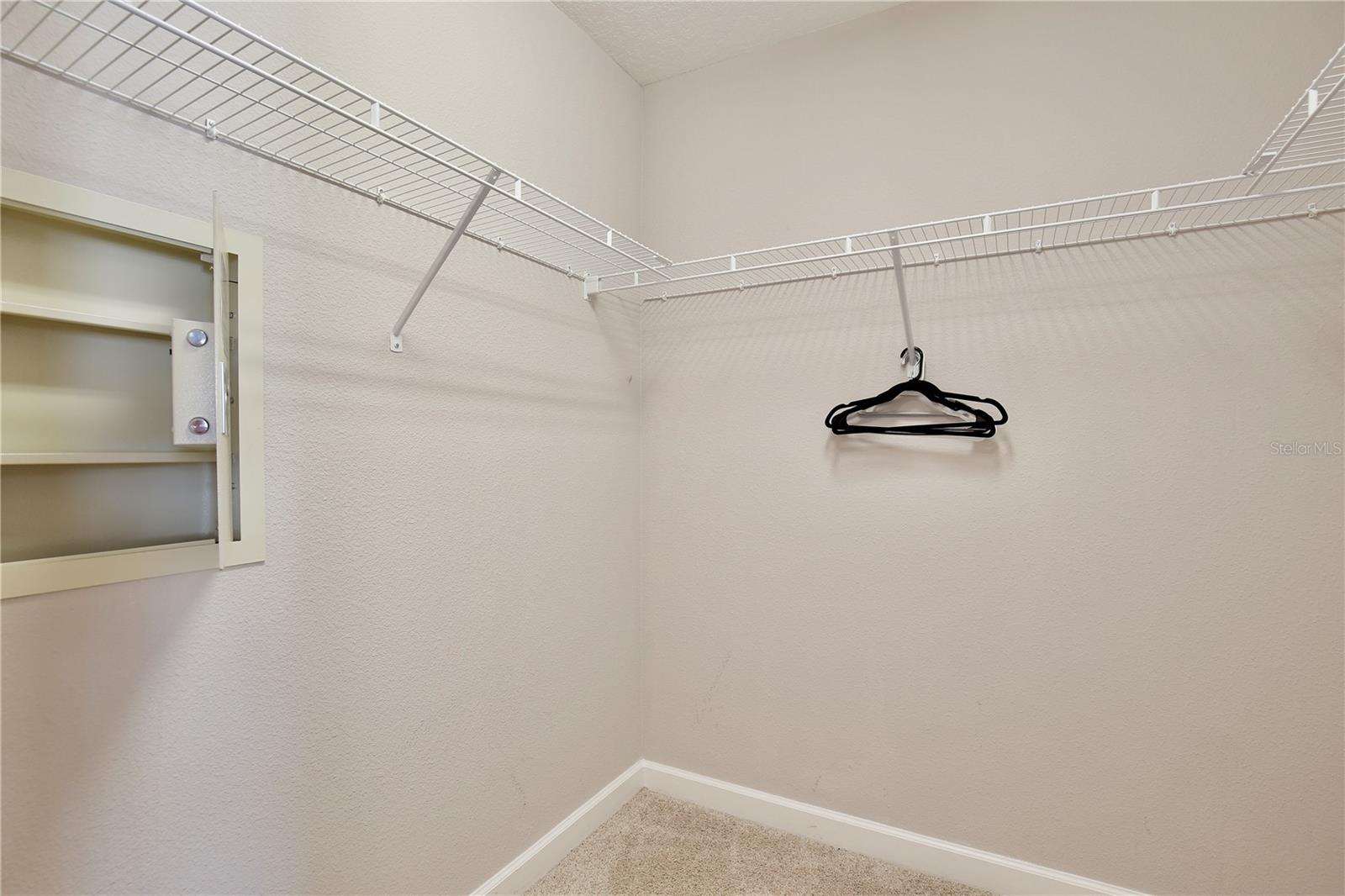 Image 35 of 60 For 4806 Kings Castle Circle