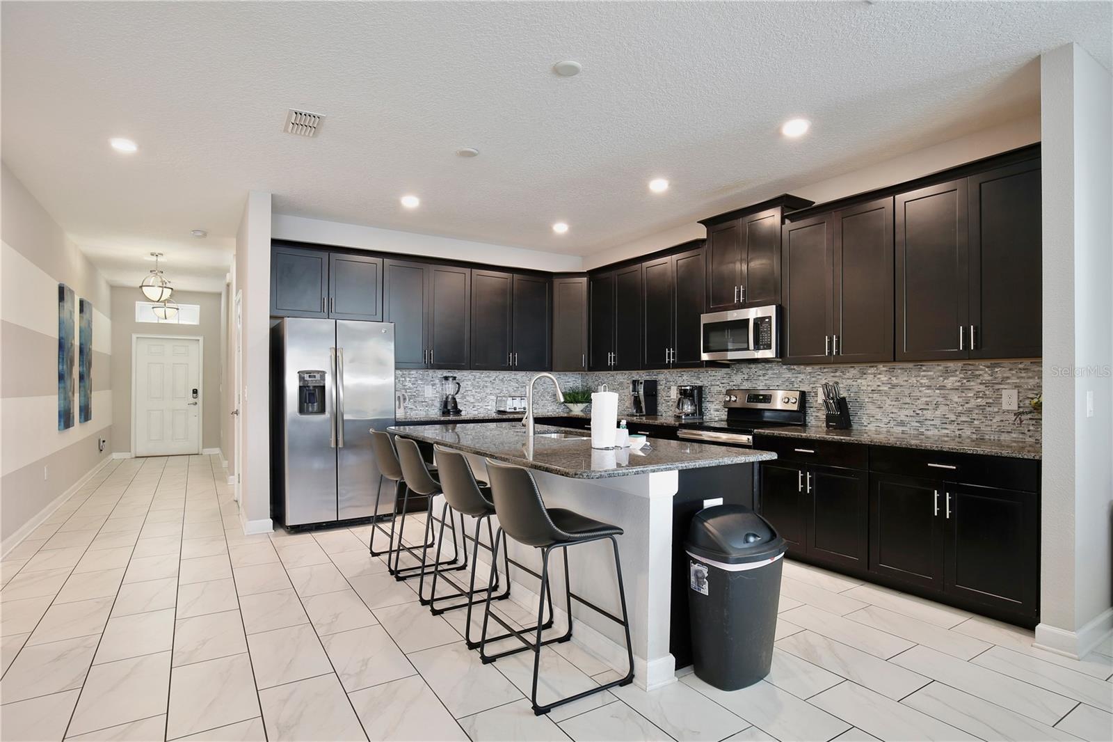 Image 4 of 60 For 4806 Kings Castle Circle
