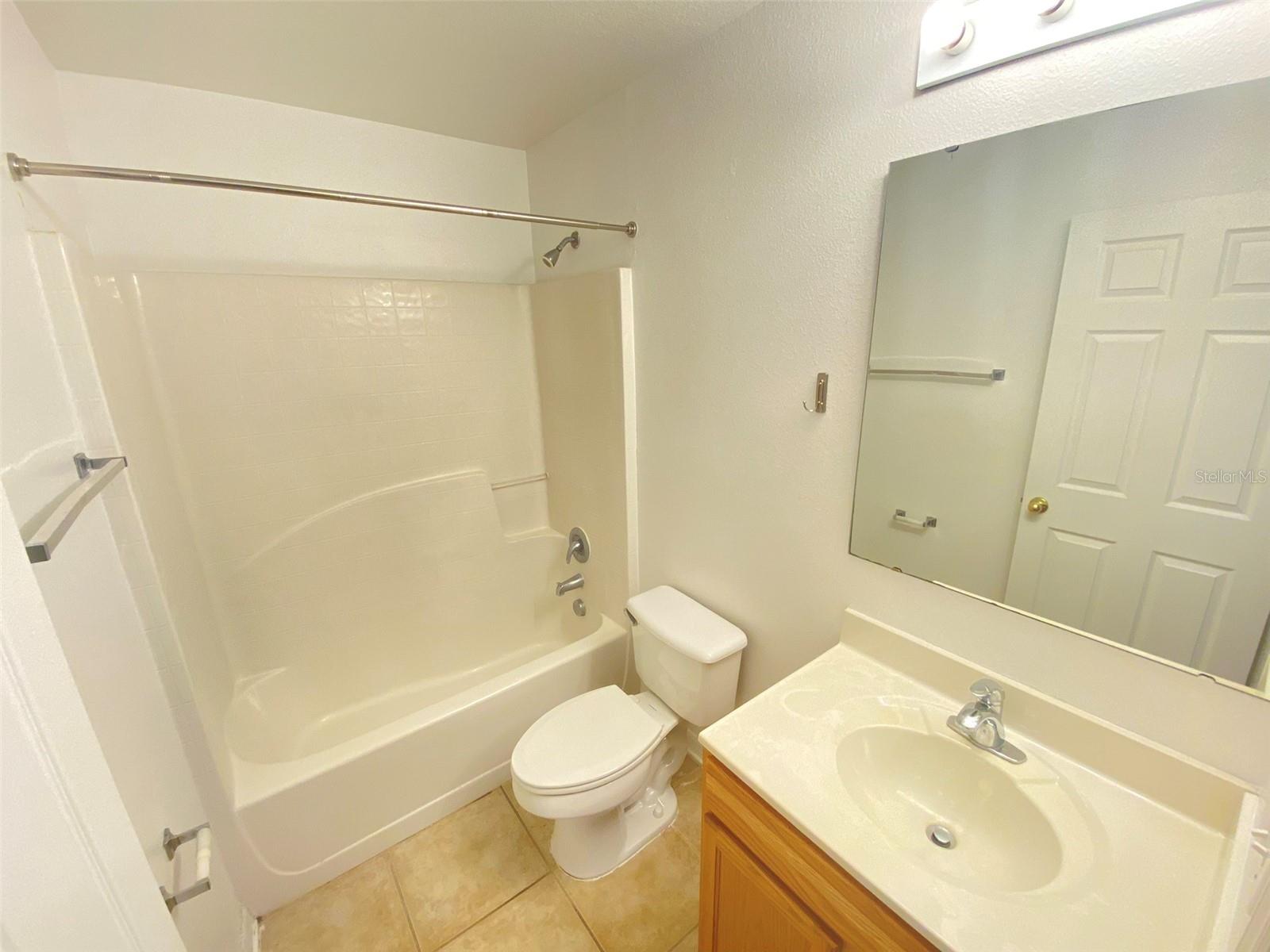 Image 4 of 58 For 14138 Econ Woods Lane