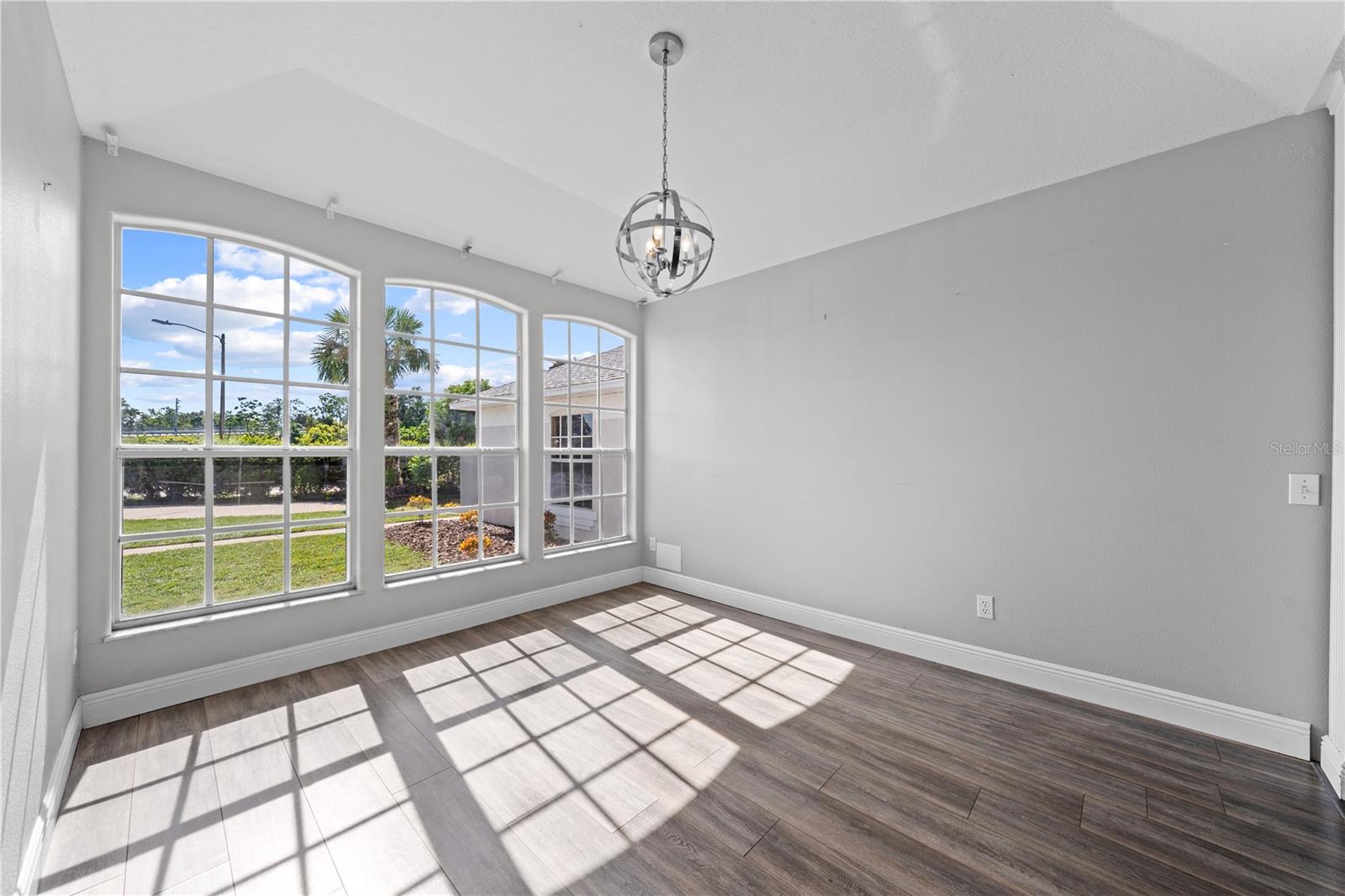 Image 9 of 57 For 2716 Kinloch Drive