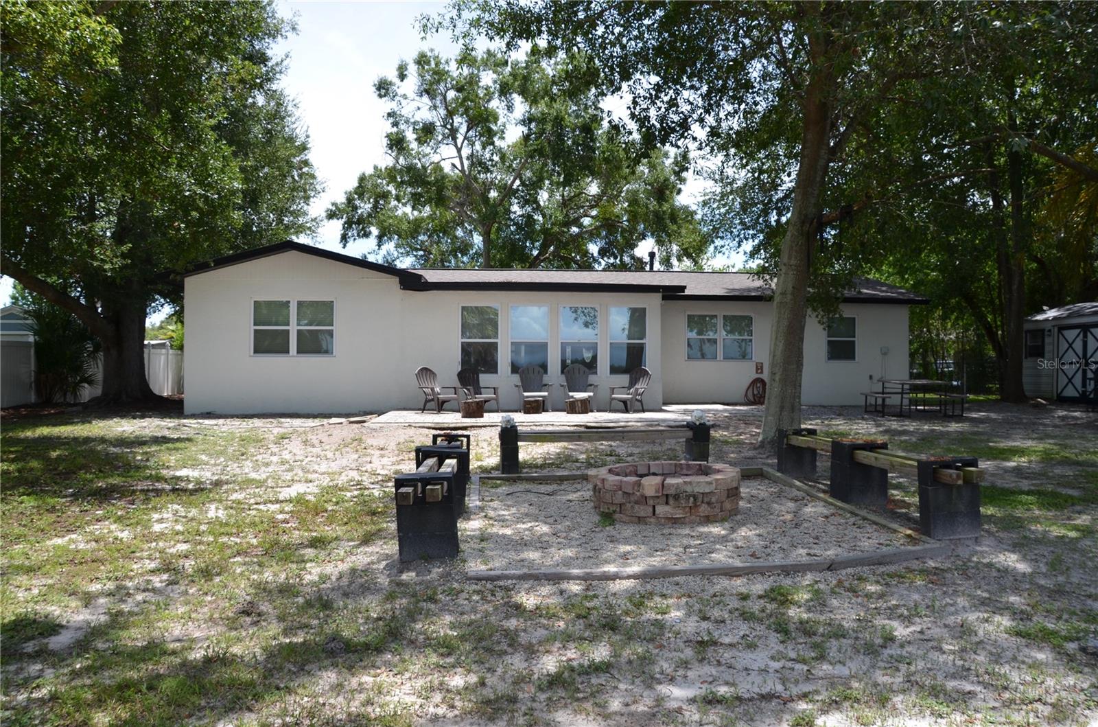 Image 42 of 73 For 624 Hager Court