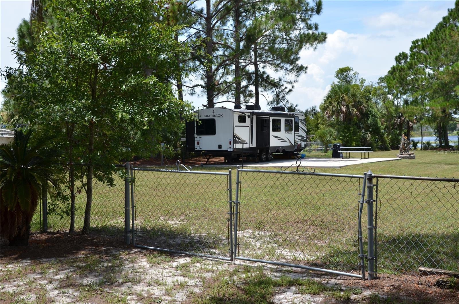 Image 55 of 73 For 624 Hager Court