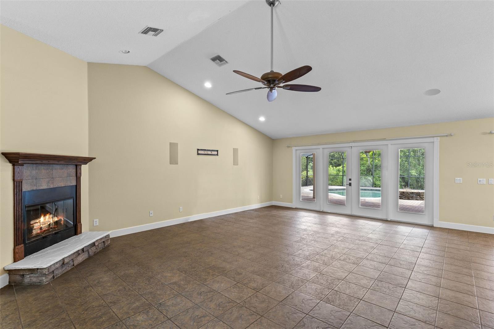 Image 10 of 60 For 27006 Indian Ridge Drive