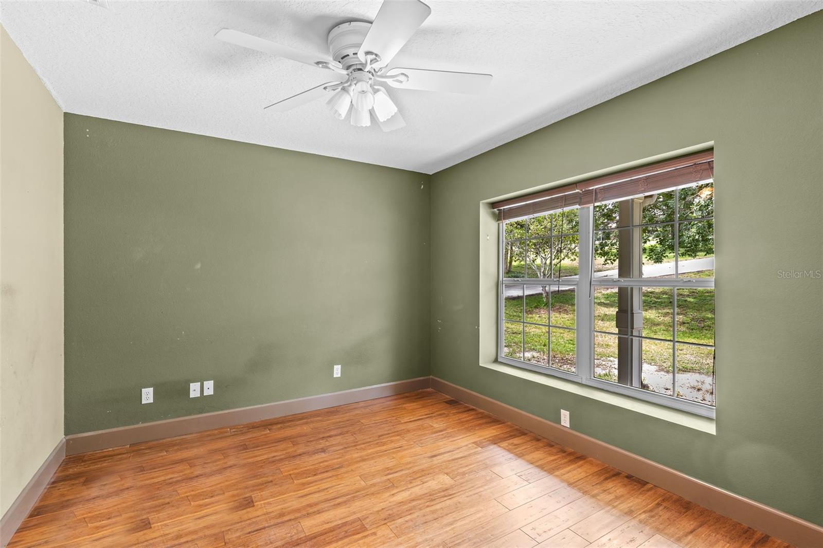 Image 32 of 60 For 27006 Indian Ridge Drive