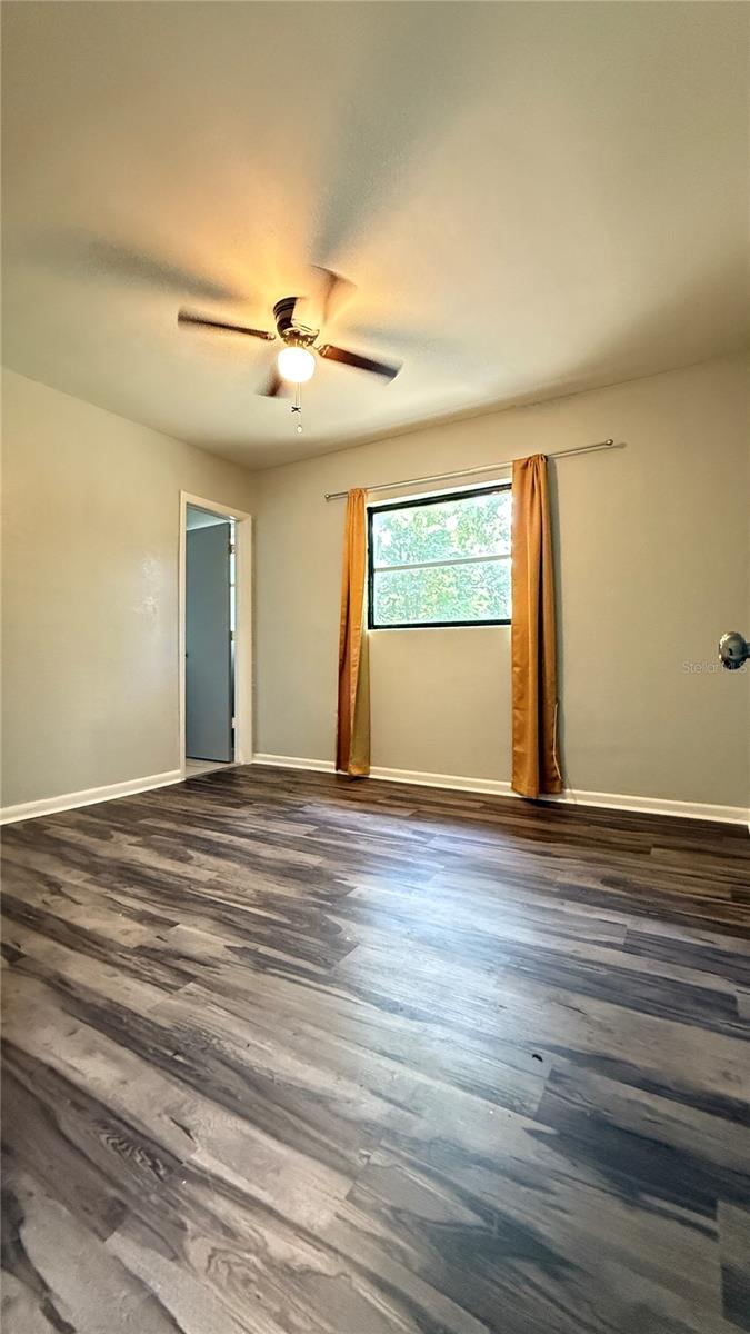 Image 8 of 13 For 5520 Riordan Way