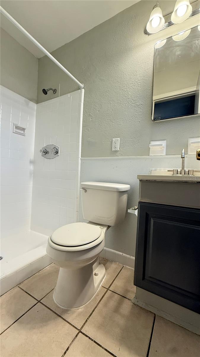 Image 9 of 13 For 5520 Riordan Way