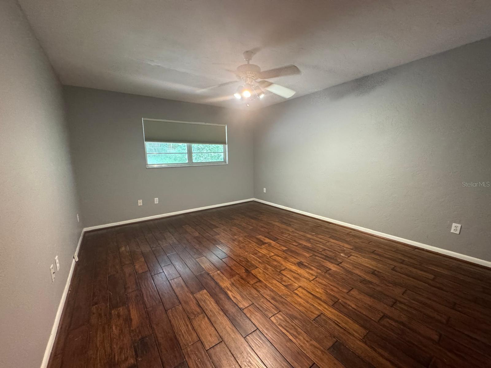 Image 17 of 55 For 623 28th Street