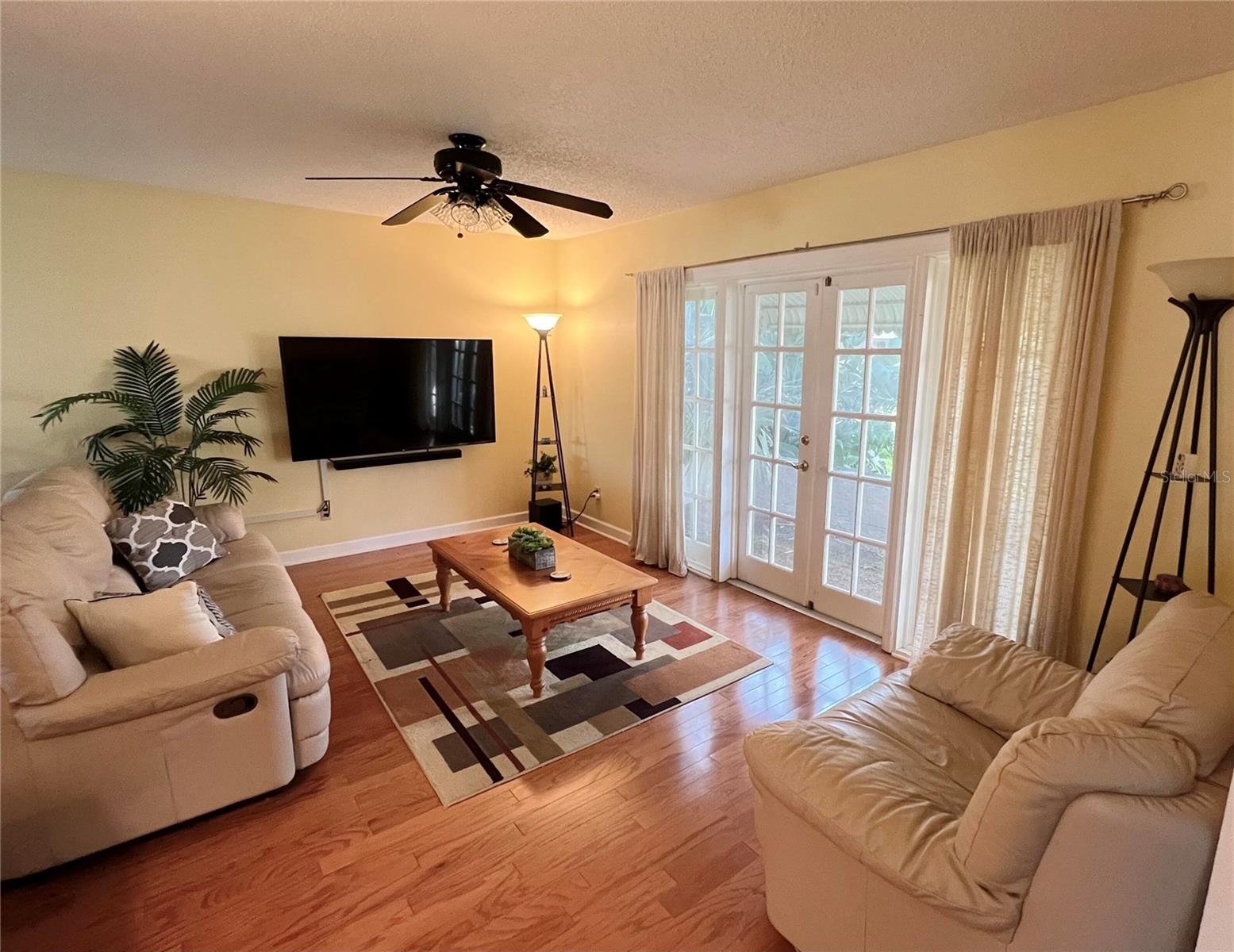Image 3 of 18 For 8244 Vassar Circle