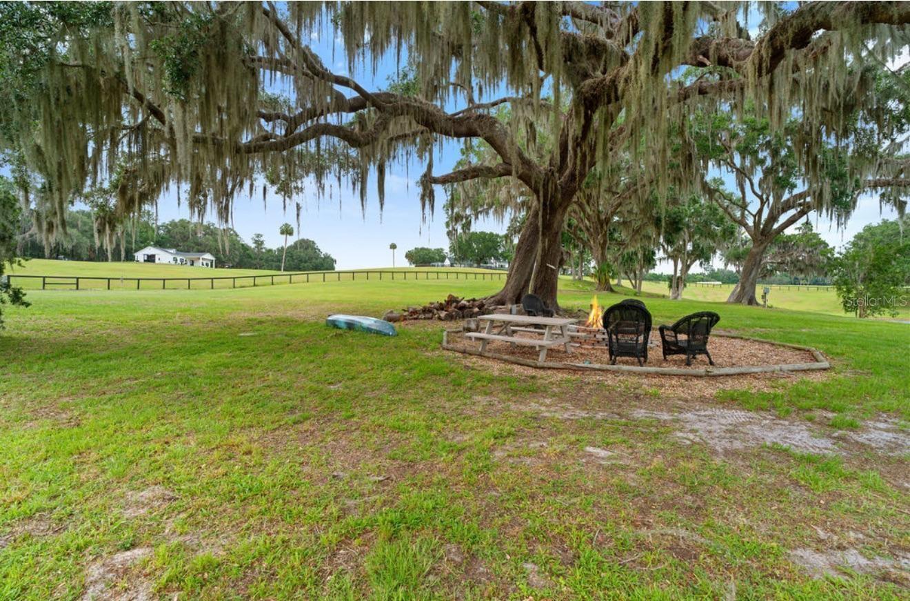 Image 18 of 20 For 20925 100th Avenue Road