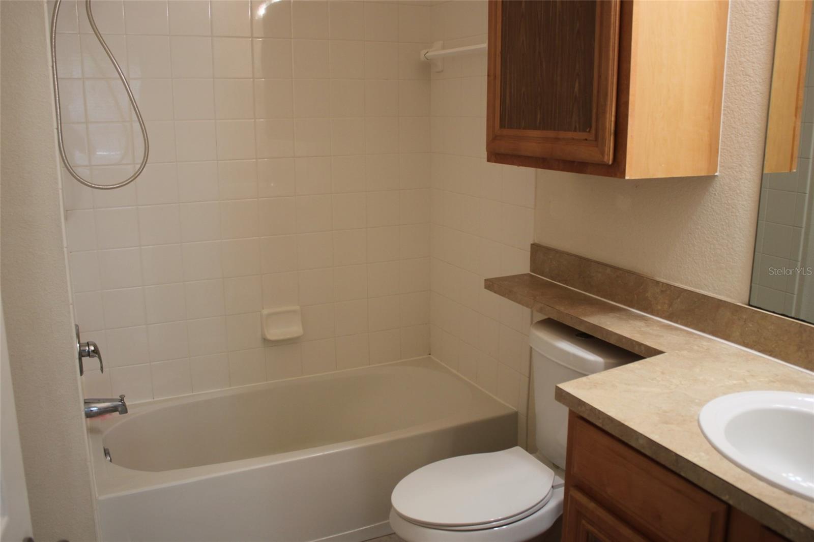 Image 5 of 20 For 6159 Metrowest Boulevard 204