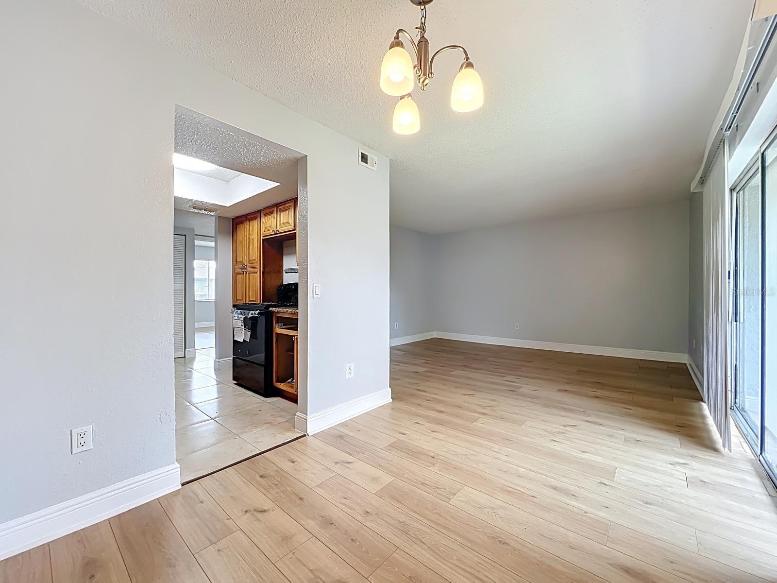Image 14 of 41 For 4795 Texas Avenue 4795c