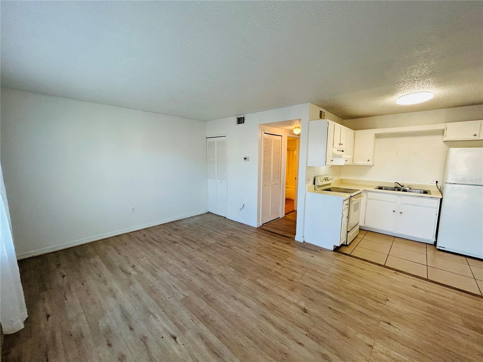 Image 3 of 8 For 1290 9th Street 501
