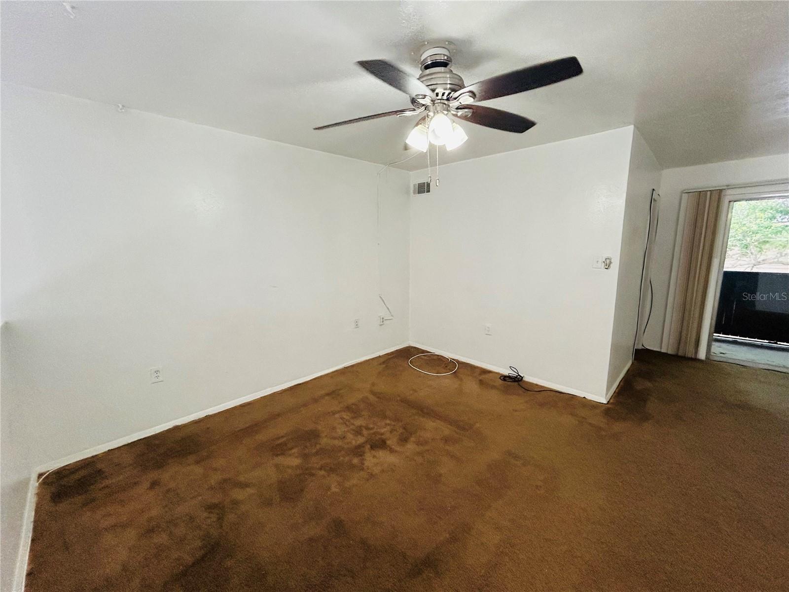 Image 11 of 13 For 3912 Crayrich Circle 305
