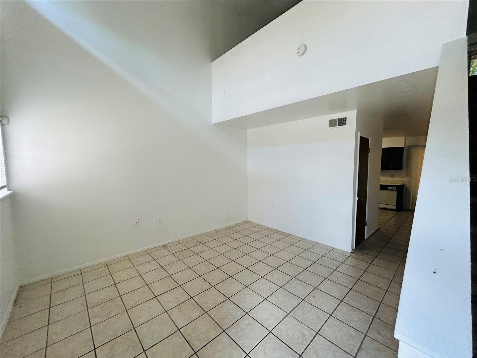 Image 2 of 13 For 3912 Crayrich Circle 305