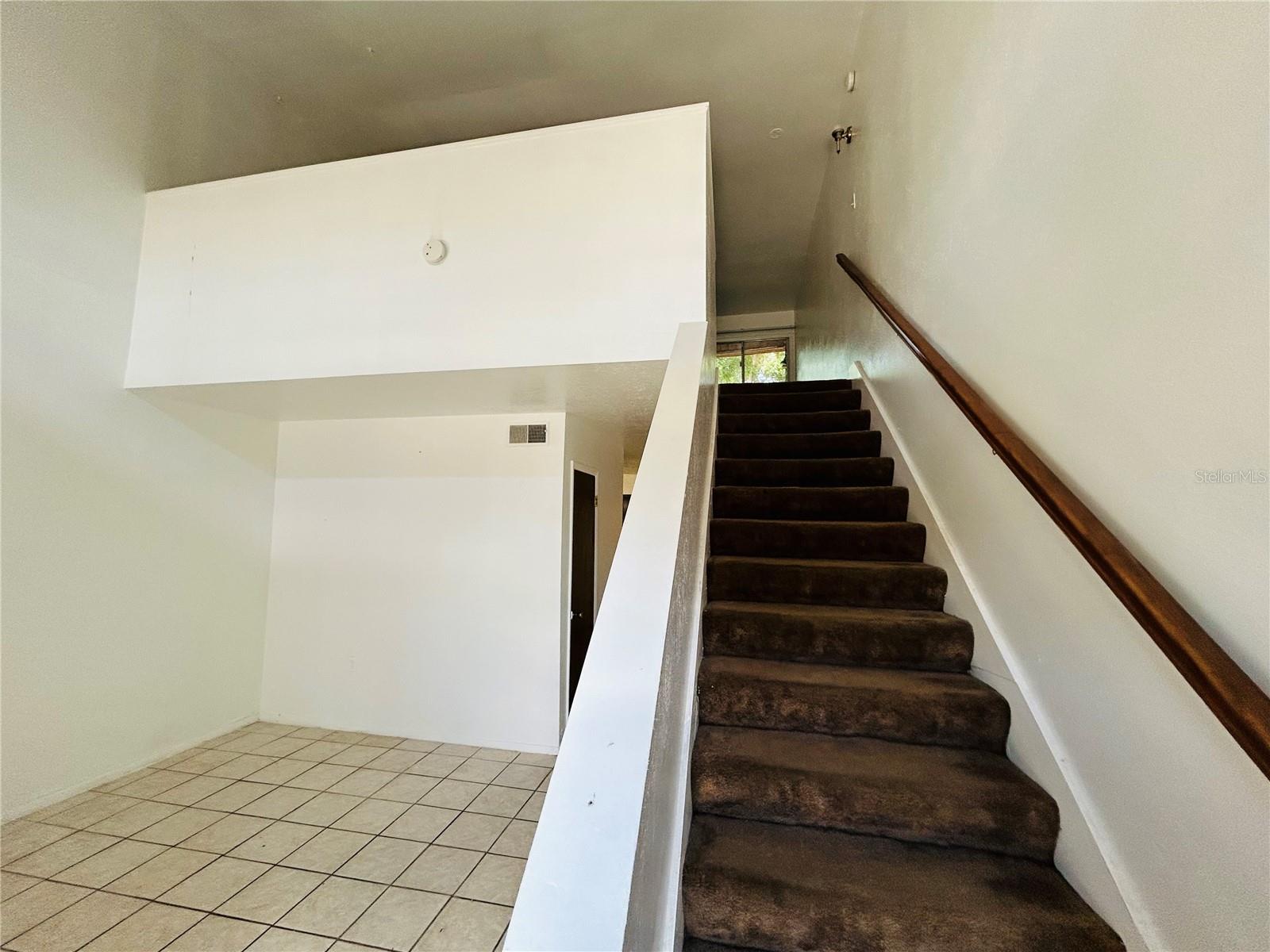 Image 4 of 13 For 3912 Crayrich Circle 305
