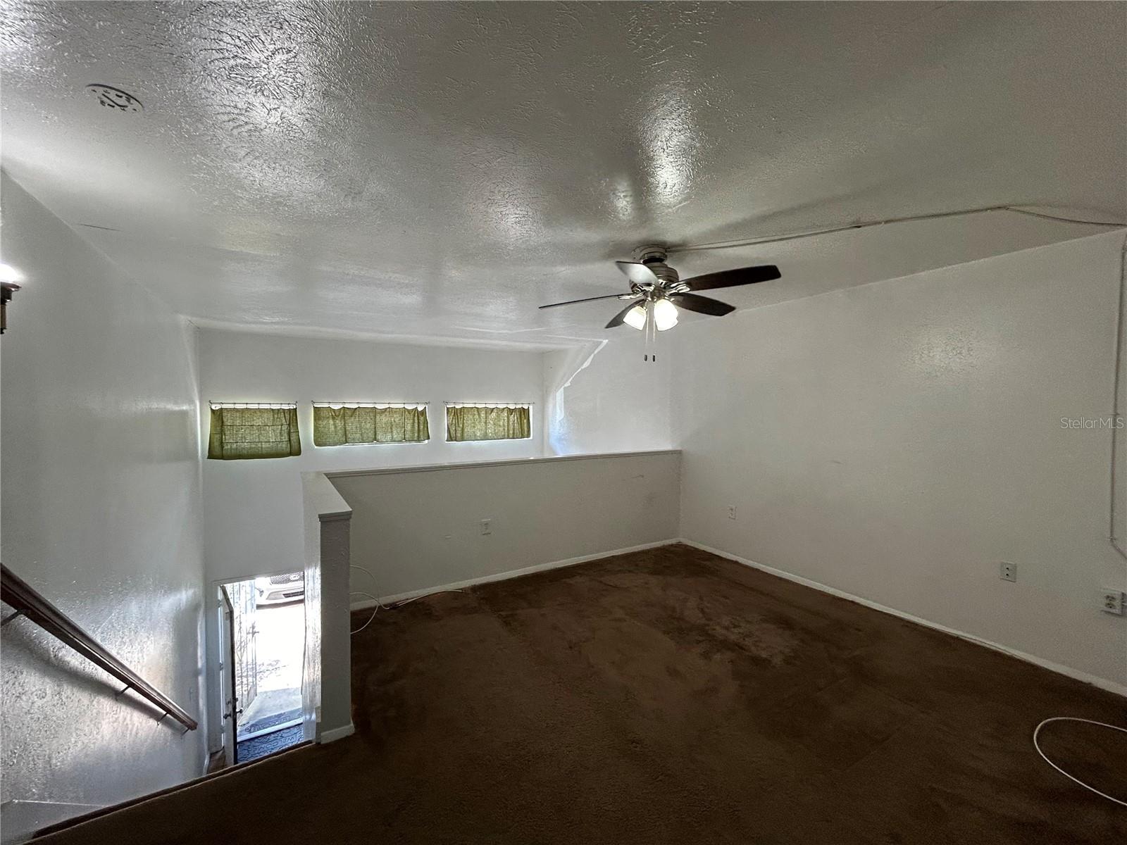 Image 9 of 13 For 3912 Crayrich Circle 305