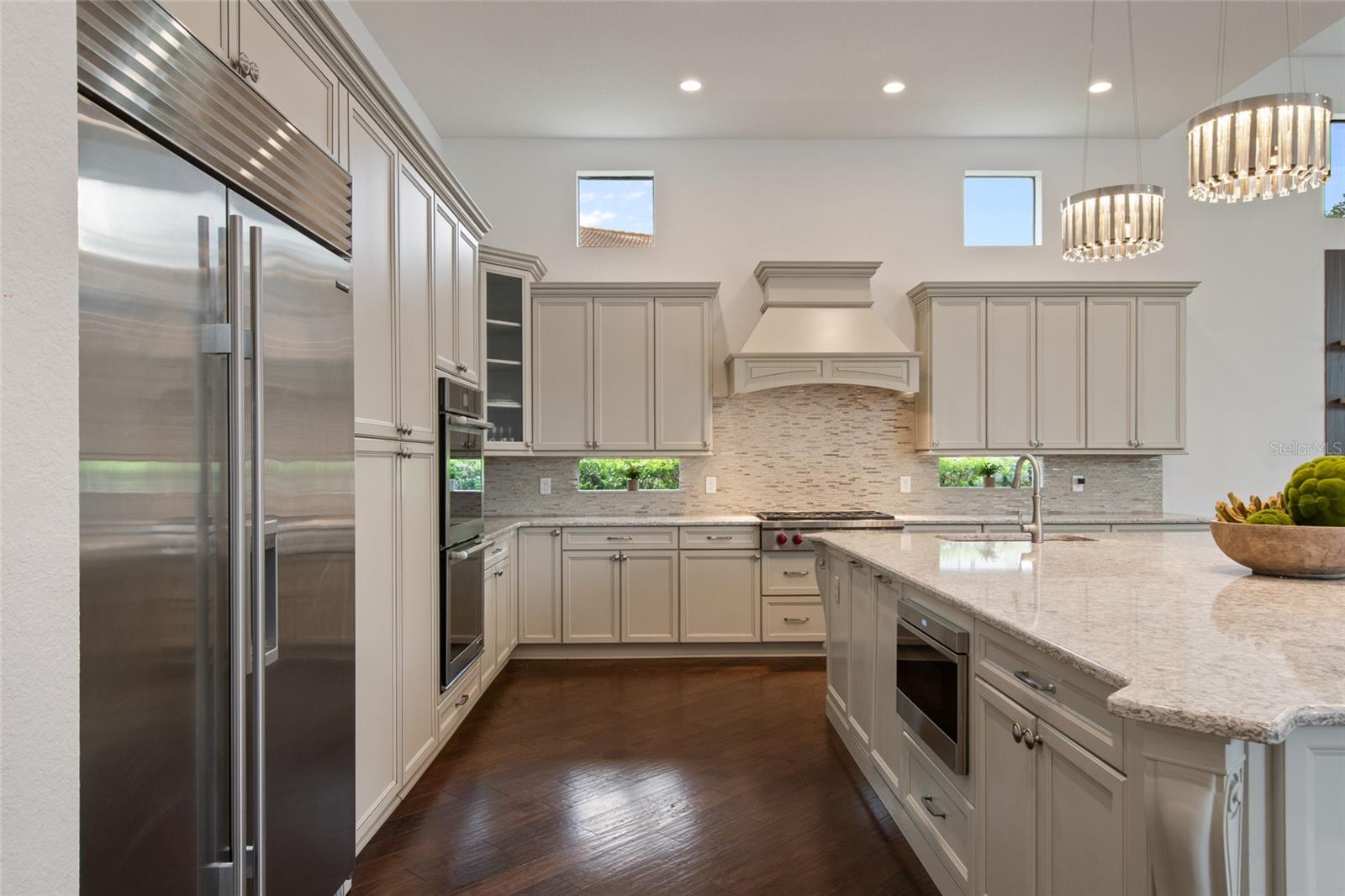 Image 19 of 91 For 4077 Isabella Circle