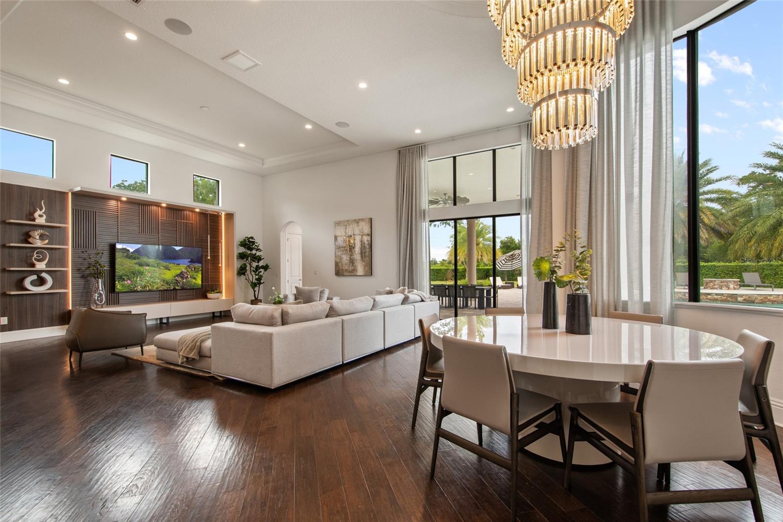 Image 26 of 91 For 4077 Isabella Circle