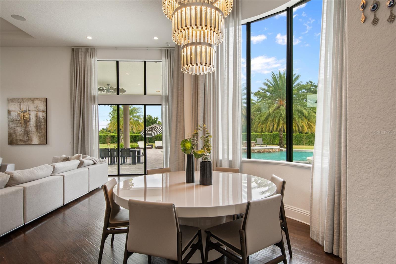 Image 27 of 91 For 4077 Isabella Circle