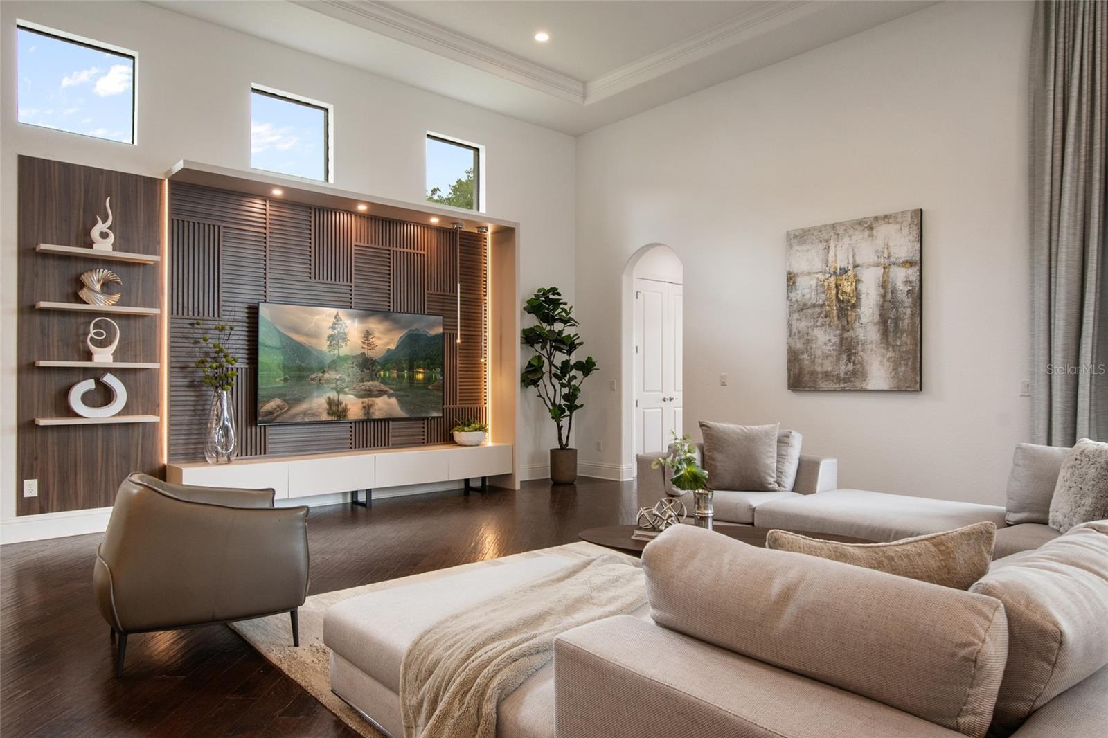 Image 32 of 91 For 4077 Isabella Circle