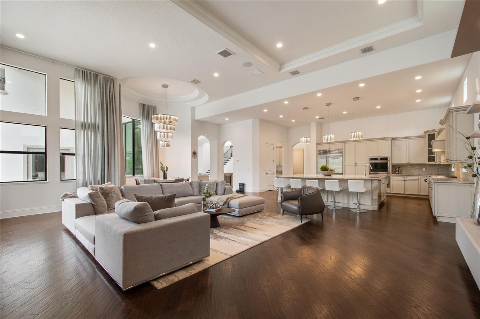 Image 36 of 91 For 4077 Isabella Circle