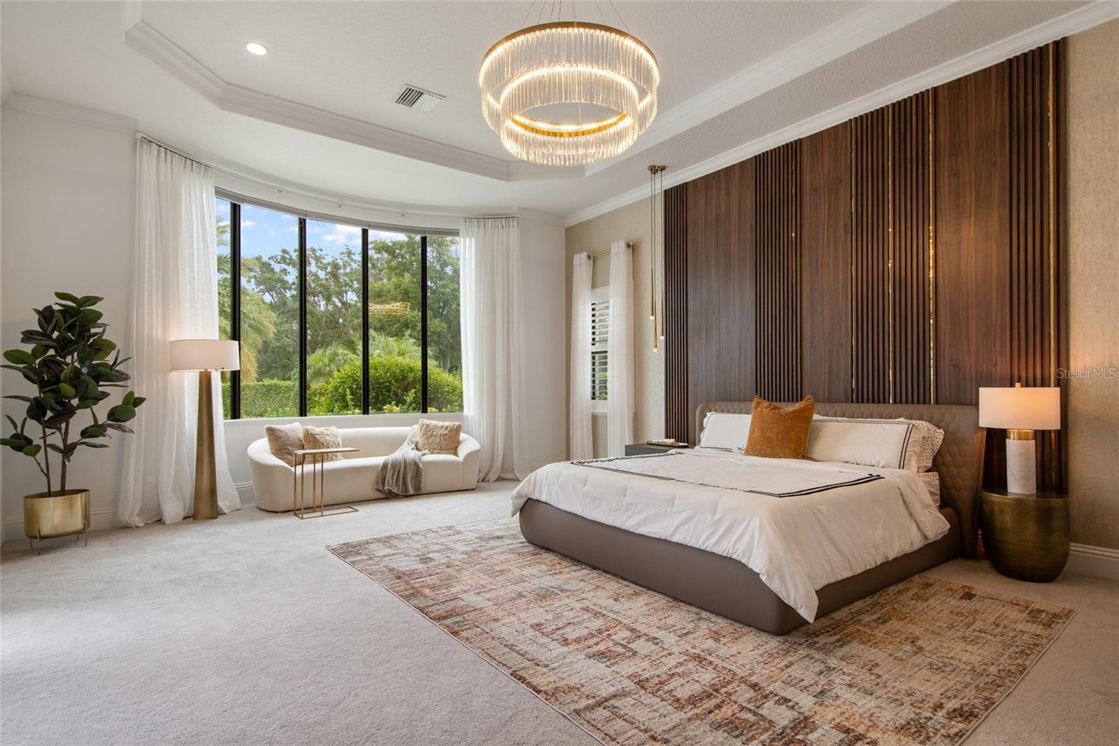 Image 38 of 91 For 4077 Isabella Circle