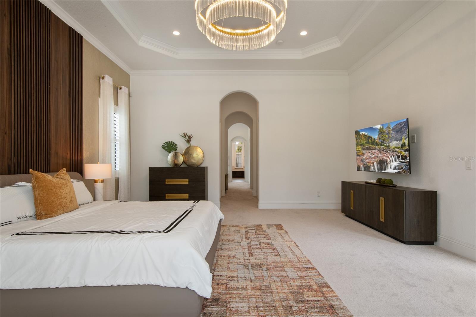 Image 41 of 91 For 4077 Isabella Circle