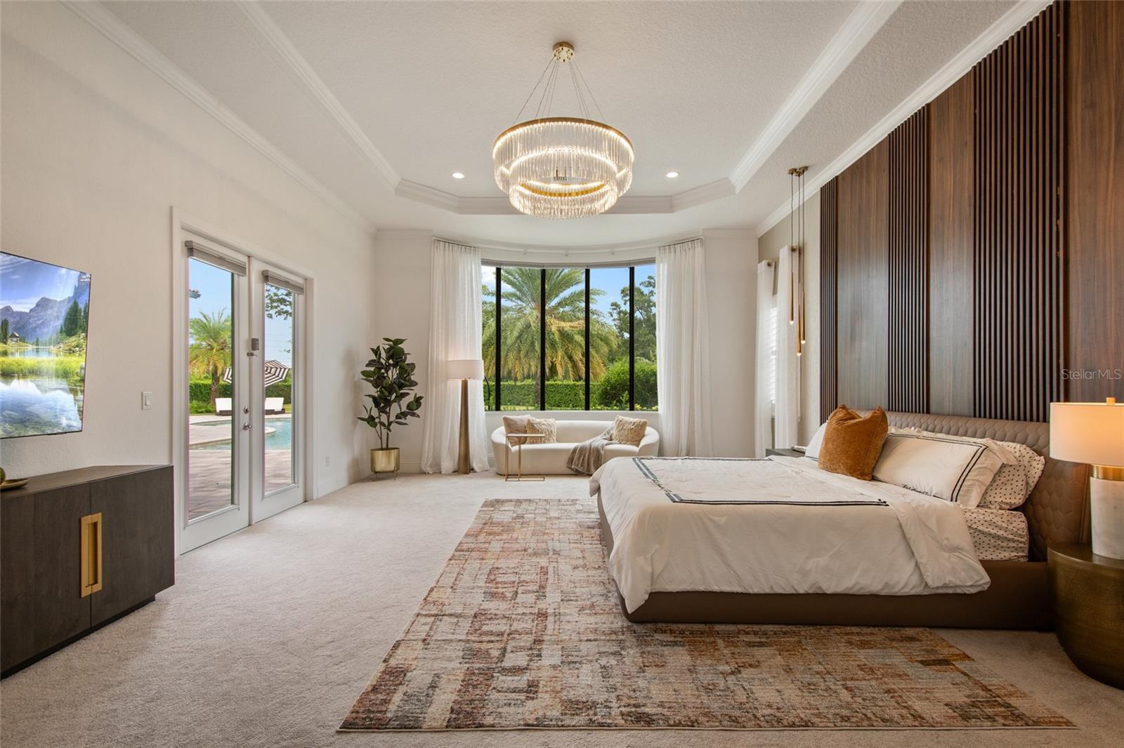 Image 42 of 91 For 4077 Isabella Circle